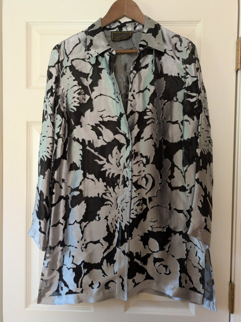 Elegant silk tunic cover